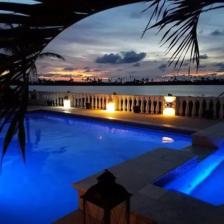 Ruby Villa - Lakes Edge